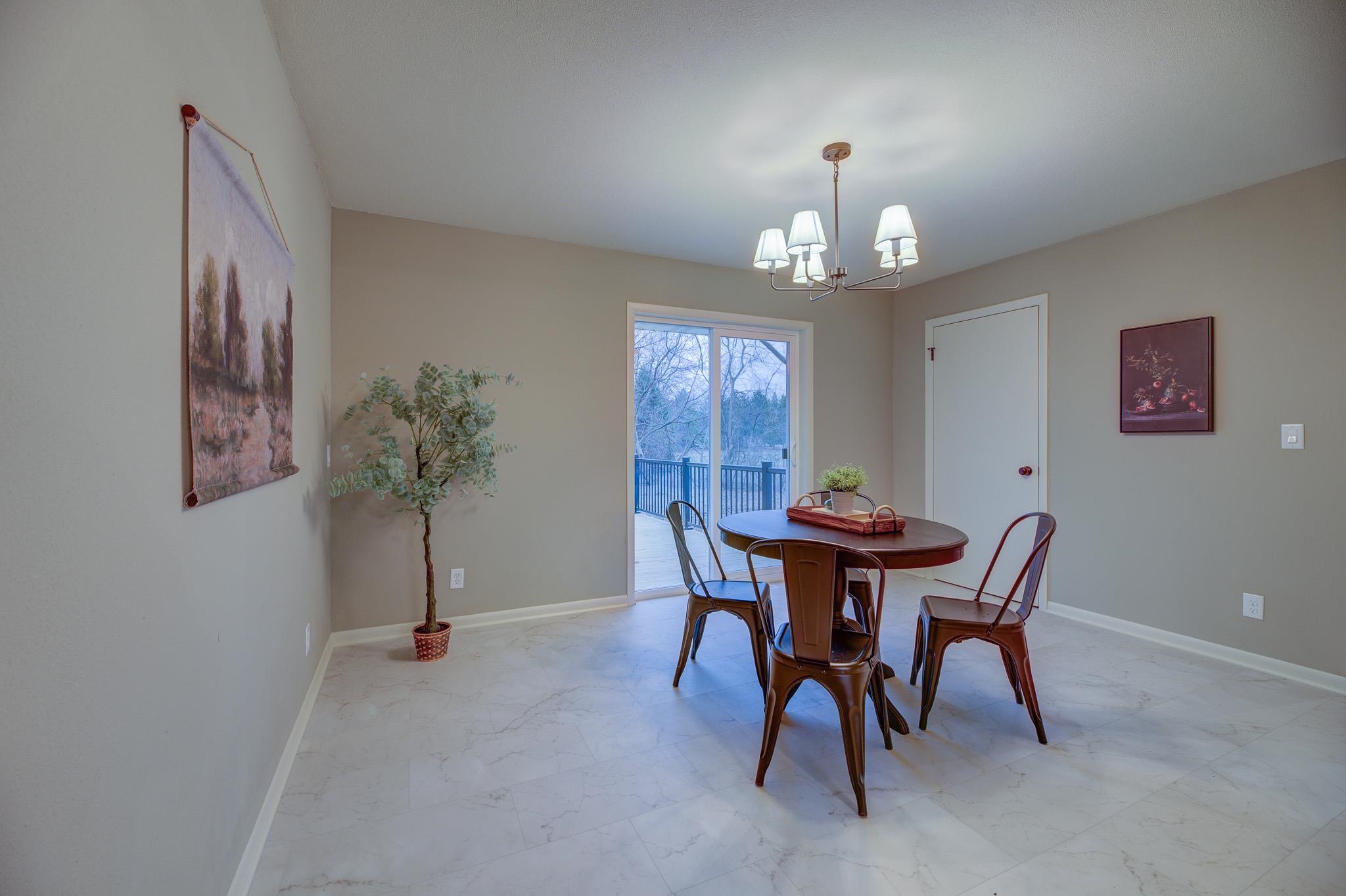 4554 South John Paul Road Milton, WI 53563 - Photo 10 of 25