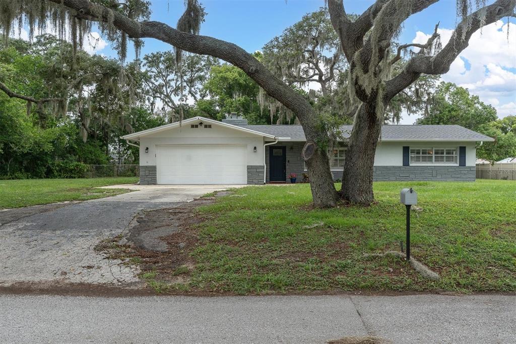 5857 Baker Road New Port Richey, FL 34653 - Photo 34 of 37
