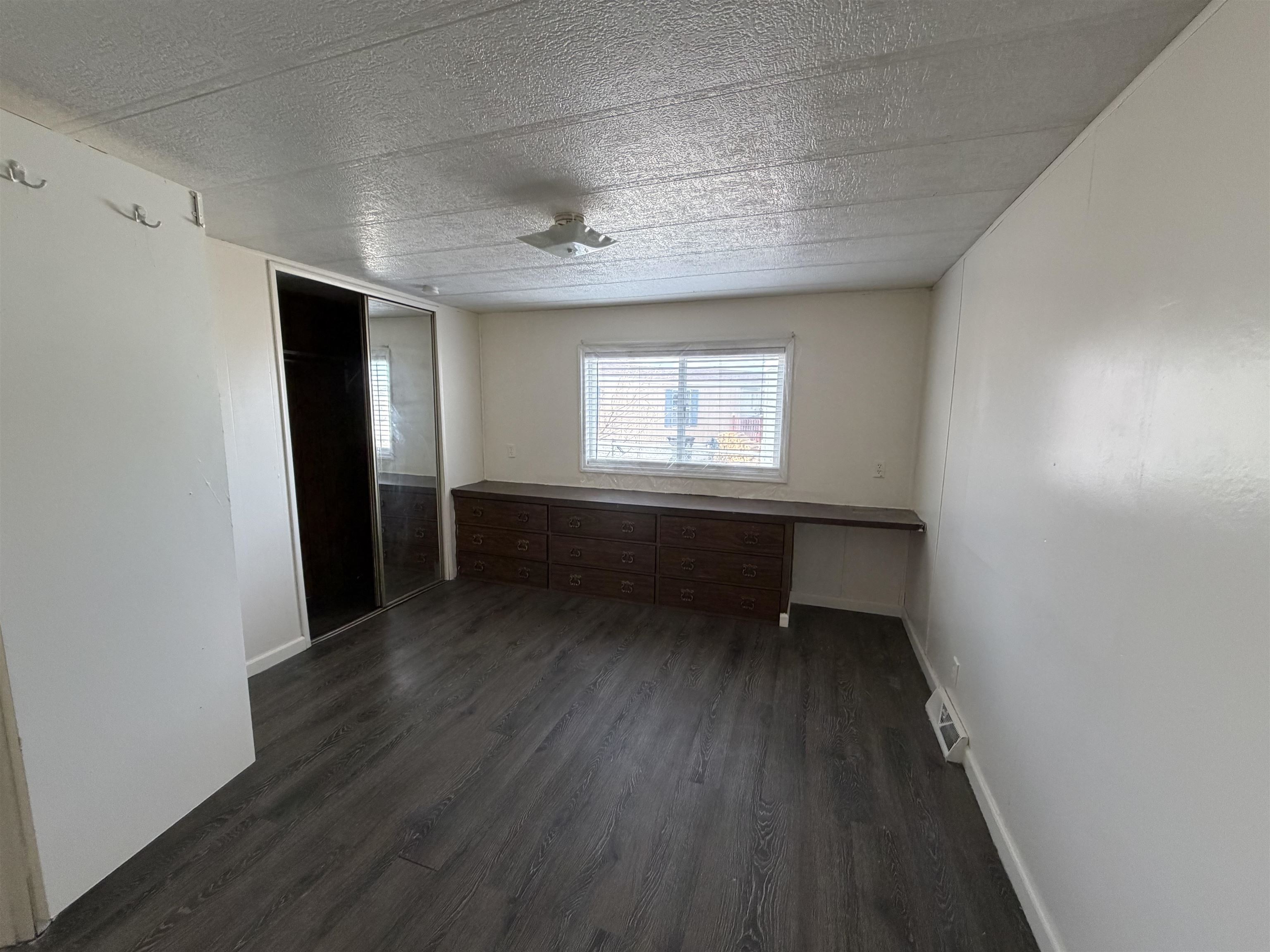 901 Daley Street, Unit 55 Rawlins, WY 82301 - Photo 10 of 11