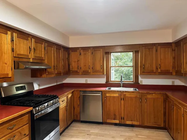 $650,000 | 6 Crescent Street, Randolph, VT 05060