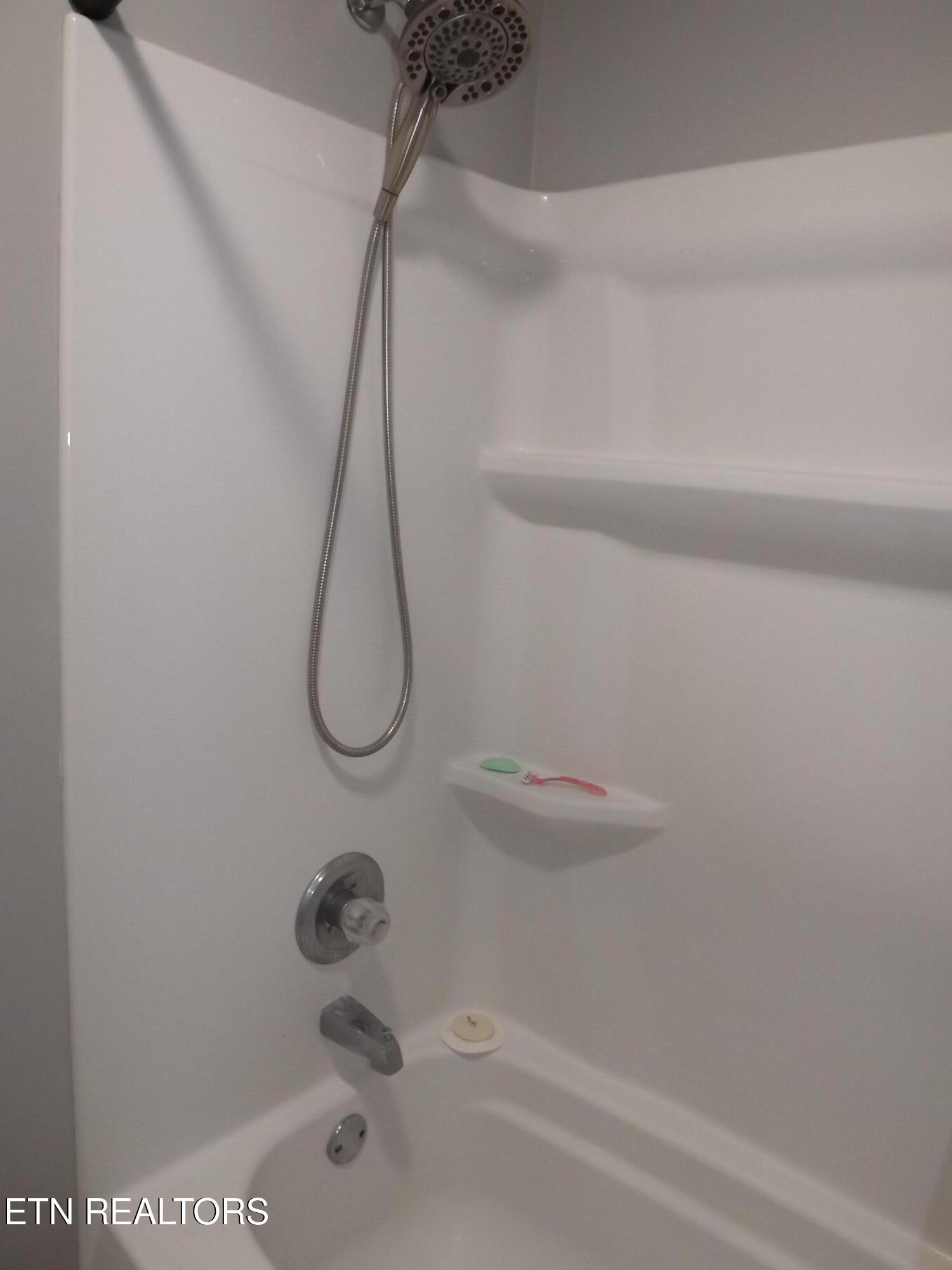 164 Smith Drive Harrogate, TN 37752 - Photo 11 of 33 DSCF2177