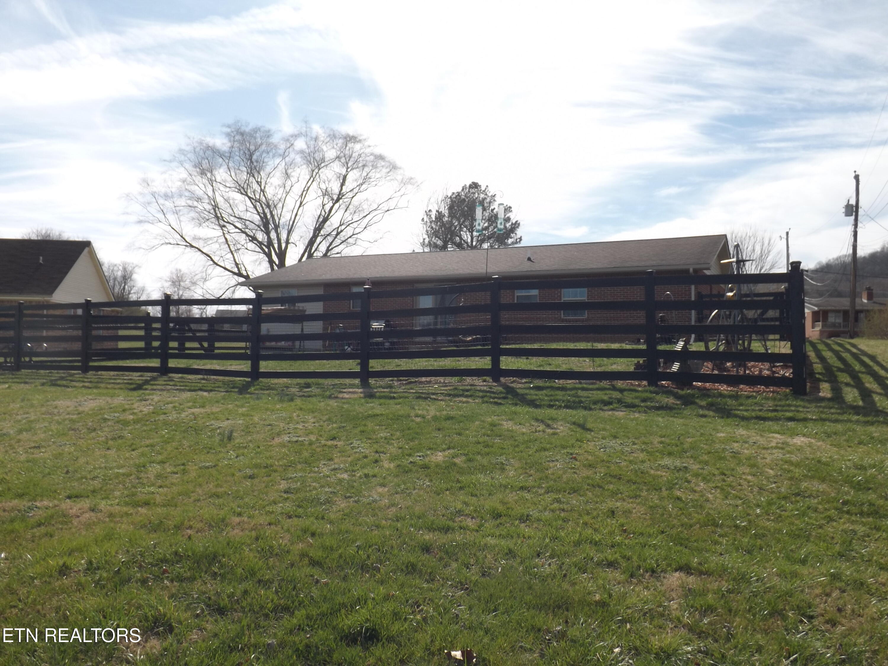 164 Smith Drive Harrogate, TN 37752 - Photo 25 of 33 DSCF2160