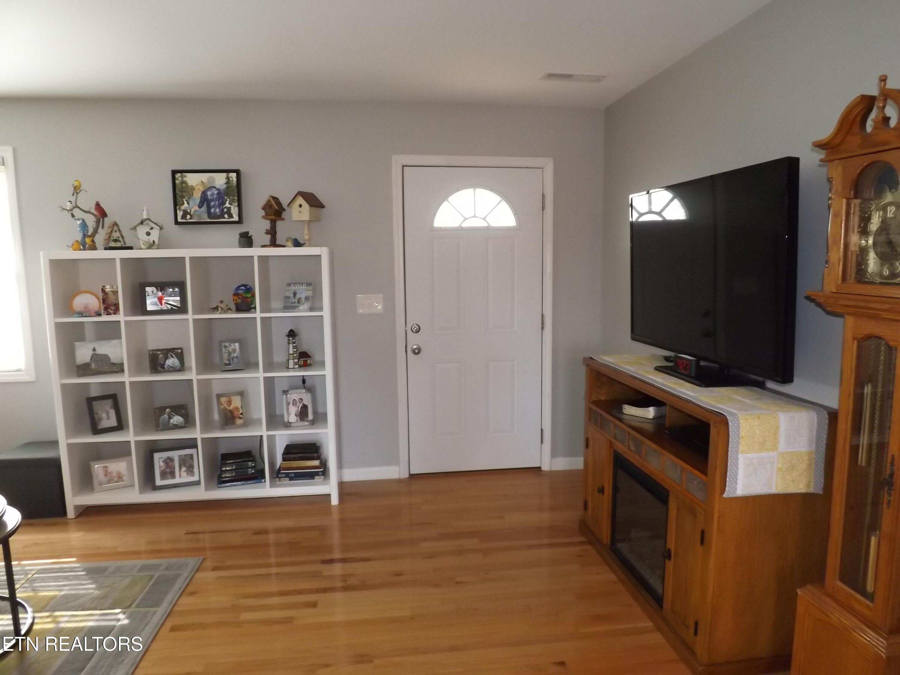 164 Smith Drive Harrogate, TN 37752 - Photo 7 of 33 DSCF2172