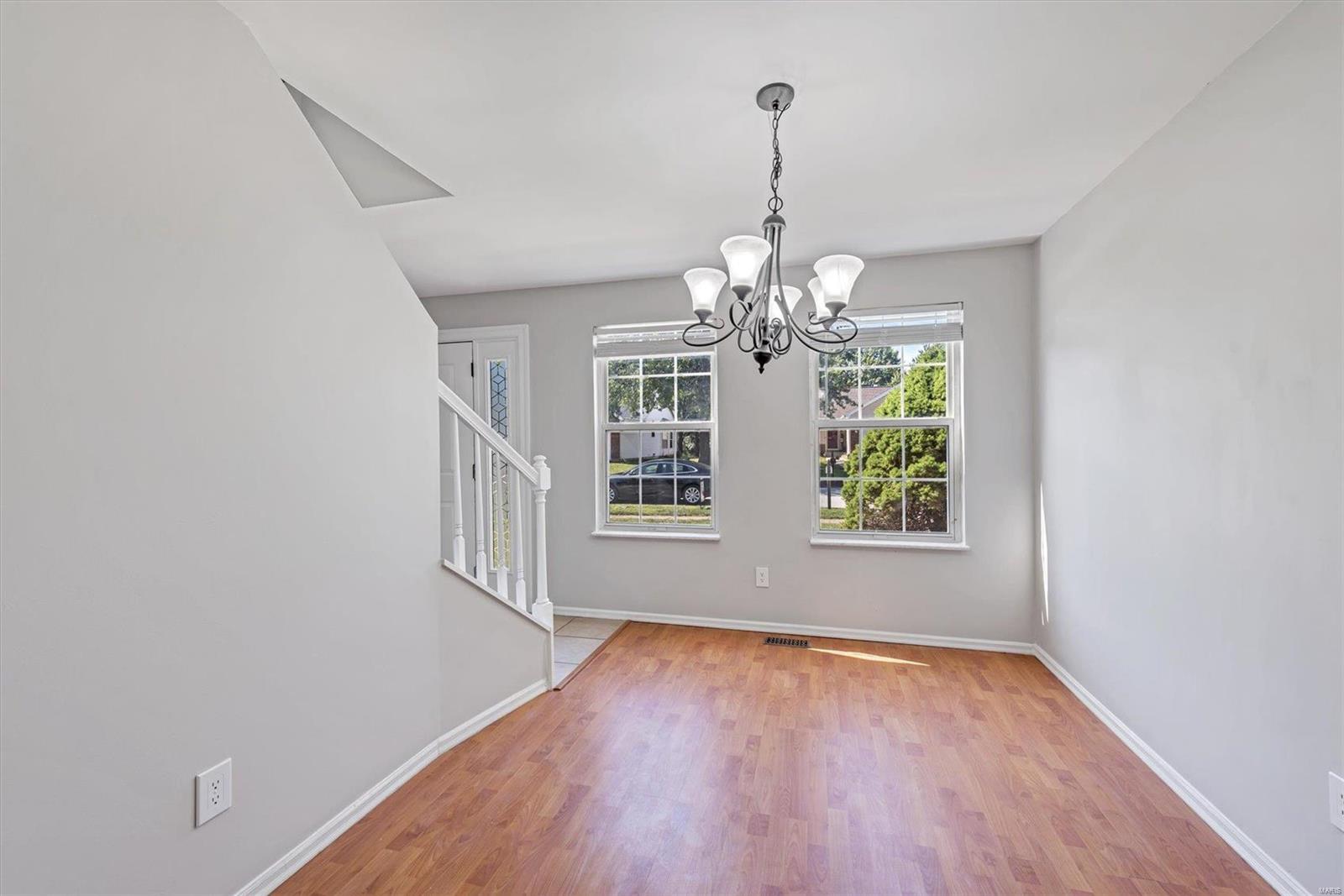 234 Jacob Lane Ballwin, MO 63021 - Photo 12 of 25