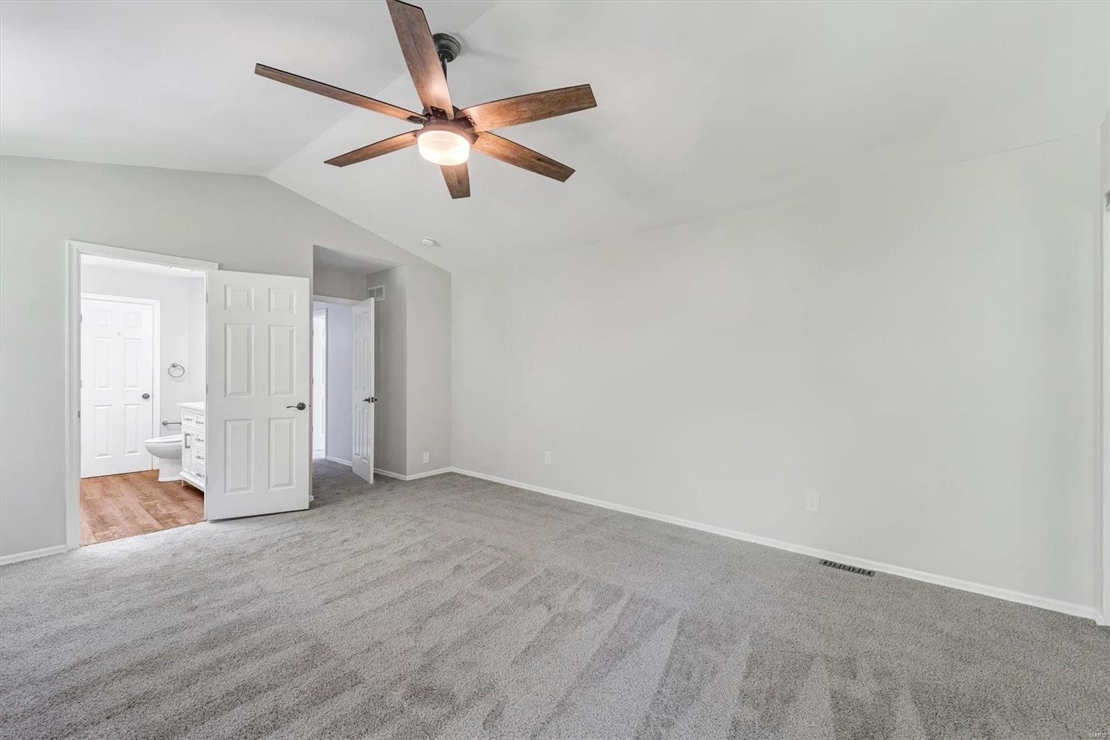 234 Jacob Lane Ballwin, MO 63021 - Photo 15 of 25