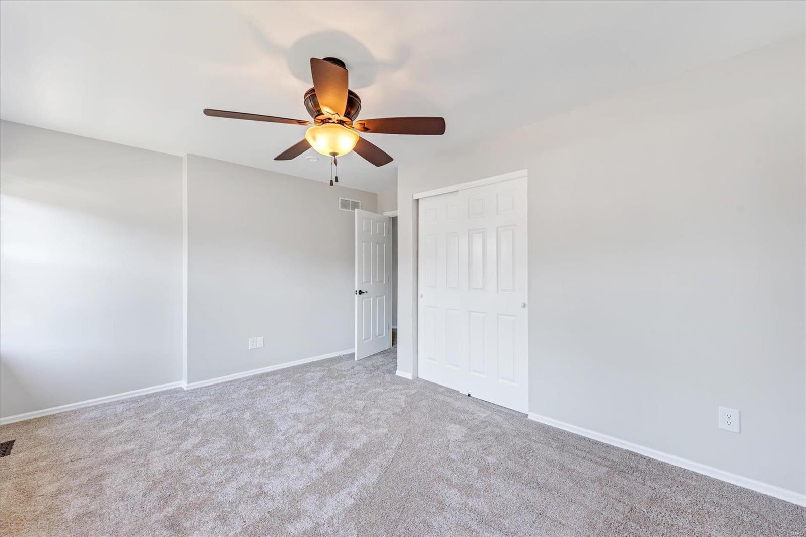 234 Jacob Lane Ballwin, MO 63021 - Photo 17 of 25