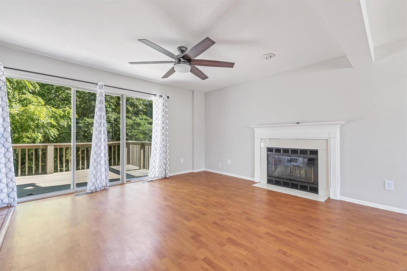 234 Jacob Lane Ballwin, MO 63021 - Photo 5 of 25