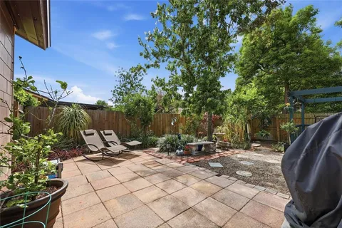 a view of outdoor space with garden view