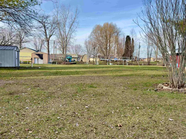 $270,000 | 104 EMS B20D Lane, Pierceton, IN 46562