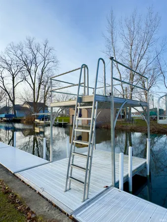 $270,000 | 104 EMS B20D Lane, Pierceton, IN 46562