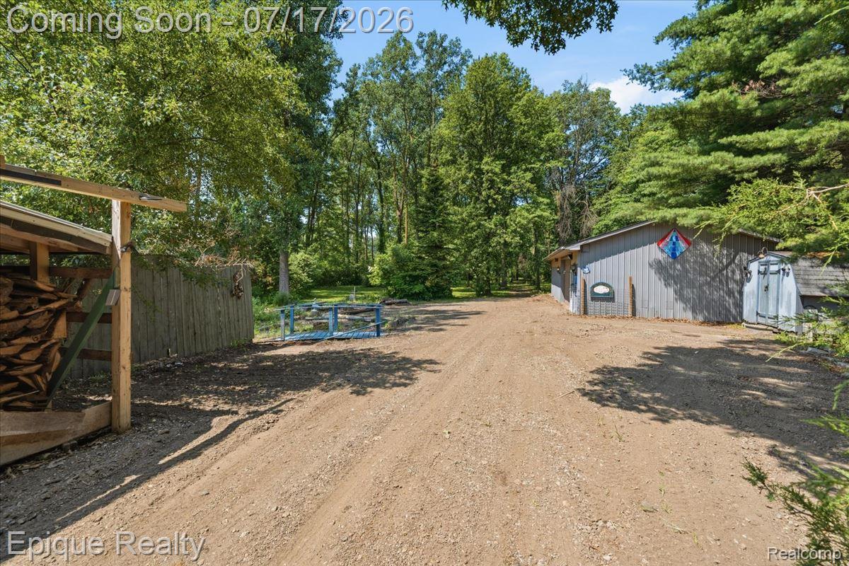 22520 Waltz Road New Boston, MI 48164 - Photo 40 of 43 40-22520WaltzRd_051.jpg
