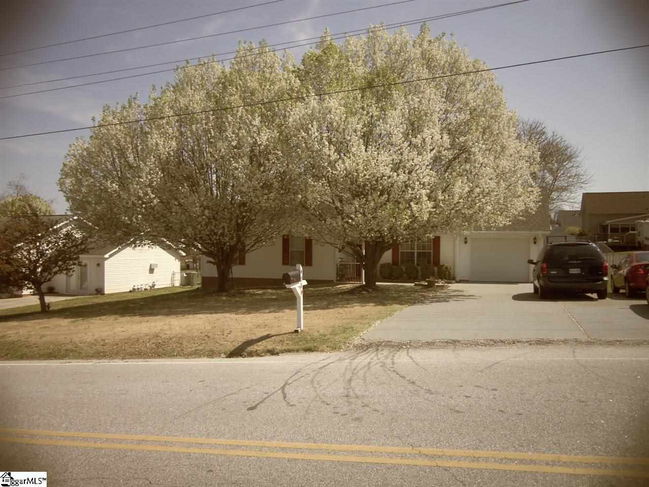 498 Garrett Street Fountain Inn, SC 29644 - Photo 22 of 25 Gallery Image 22