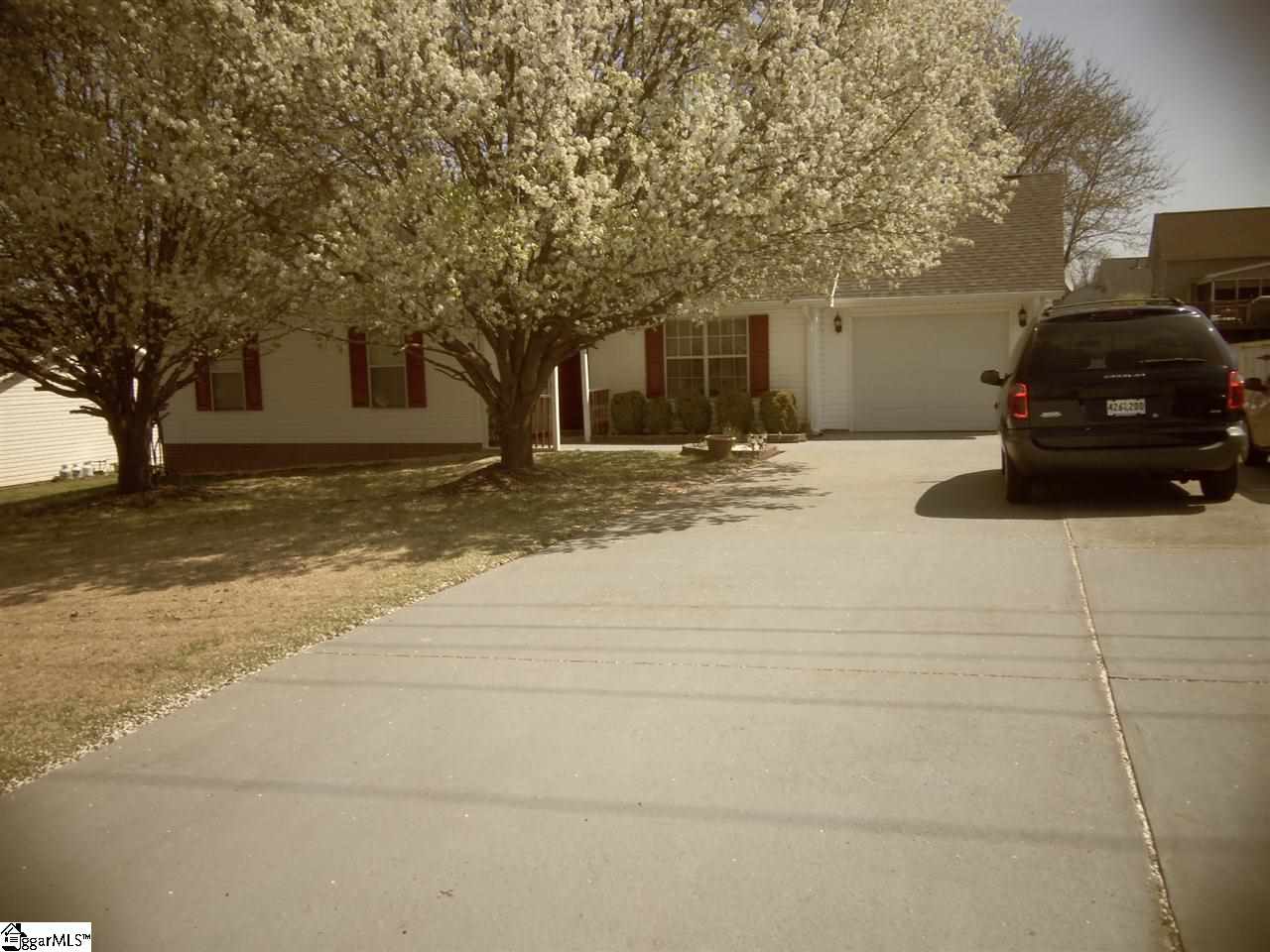 498 Garrett Street Fountain Inn, SC 29644 - Photo 23 of 25 Gallery Image 23