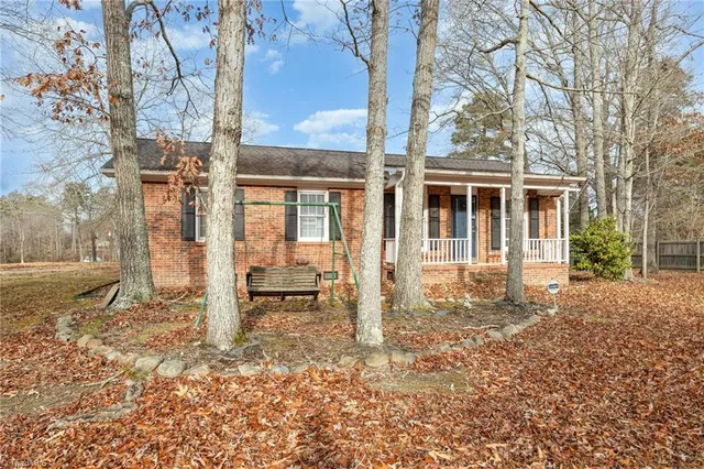 $235,000 | 5204 Woodlane Drive, Julian, NC 27283