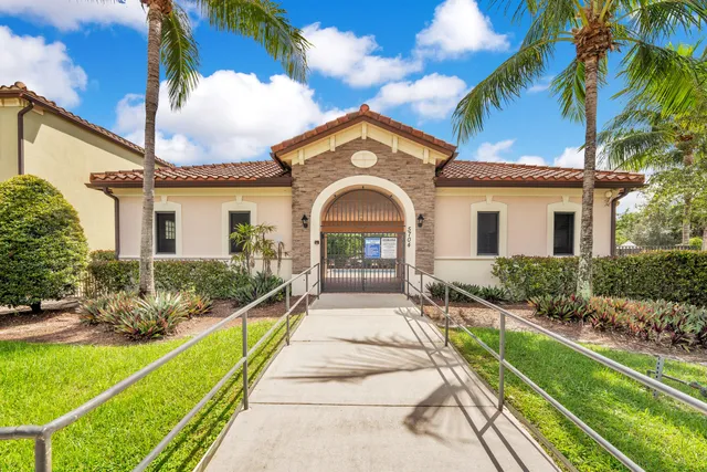 $3,850 | 5904 Northwest 46th Lane, Tamarac, FL 33319