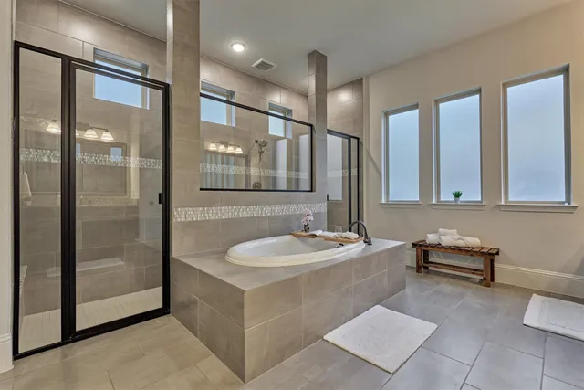 $837,000 | 414 Mill Creek Road, Pinehurst, TX 77362