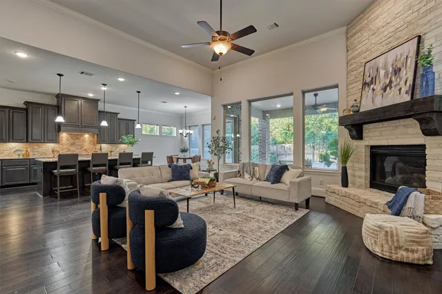 $837,000 | 414 Mill Creek Road, Pinehurst, TX 77362