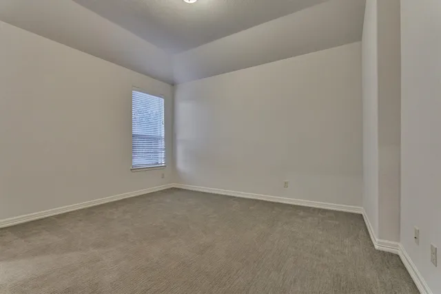 $837,000 | 414 Mill Creek Road, Pinehurst, TX 77362