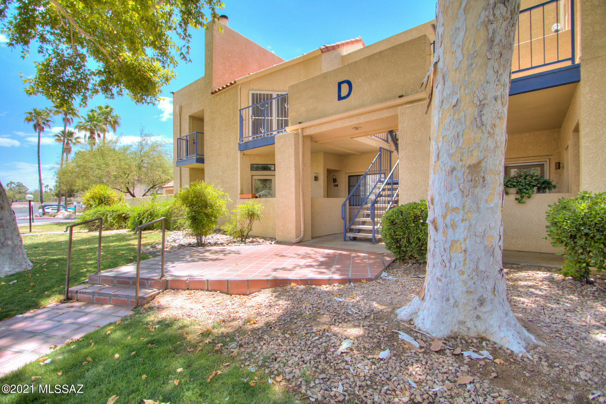 1200 East River Road, Unit D52 Tucson, AZ 85718 - Photo 2 of 15