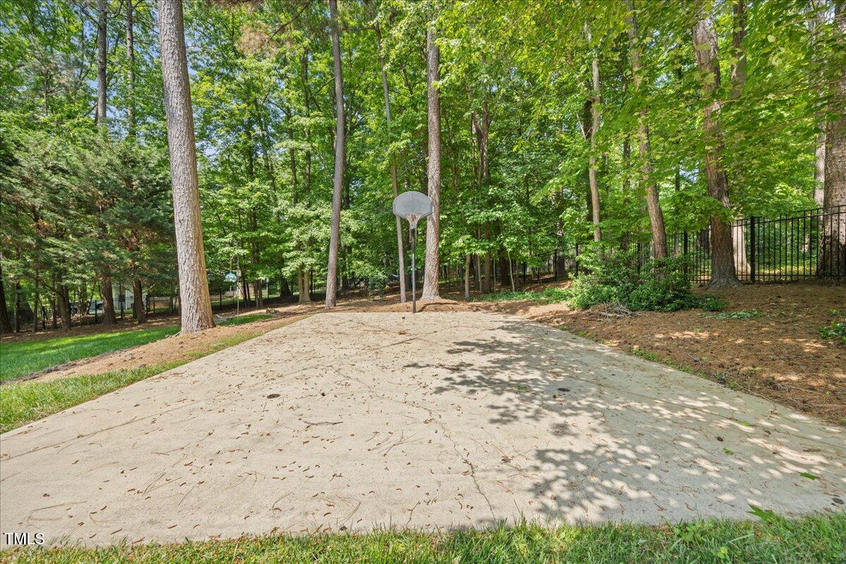 1508 Tradescant Court Raleigh, NC 27613 - Photo 31 of 35 56-2A1A0874