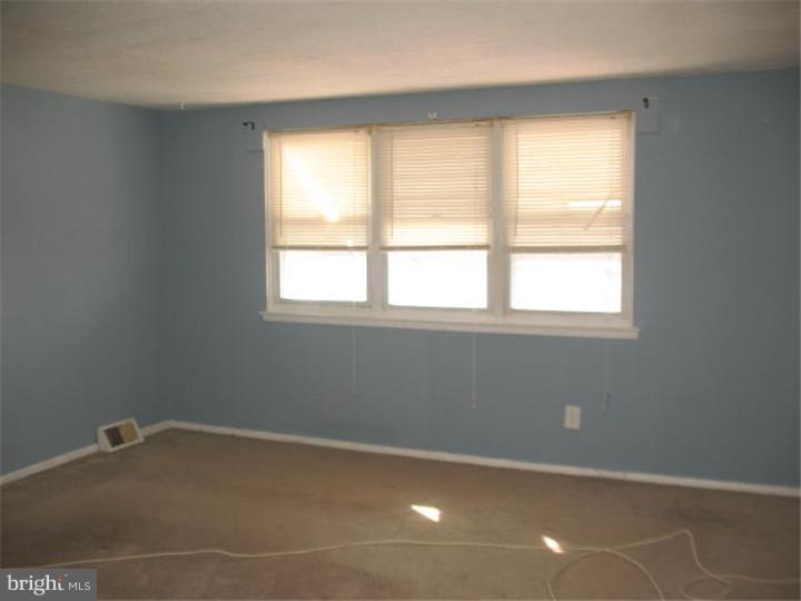 10820 Perrin Road Philadelphia, PA 19154 - Photo 16 of 16