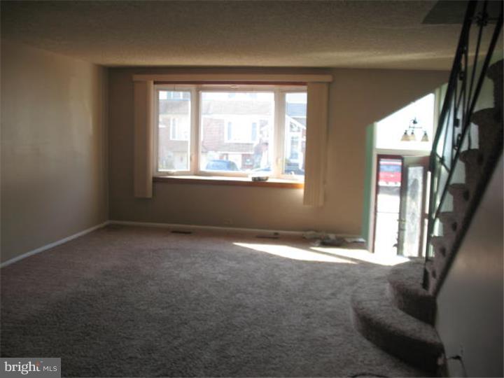 10820 Perrin Road Philadelphia, PA 19154 - Photo 3 of 16