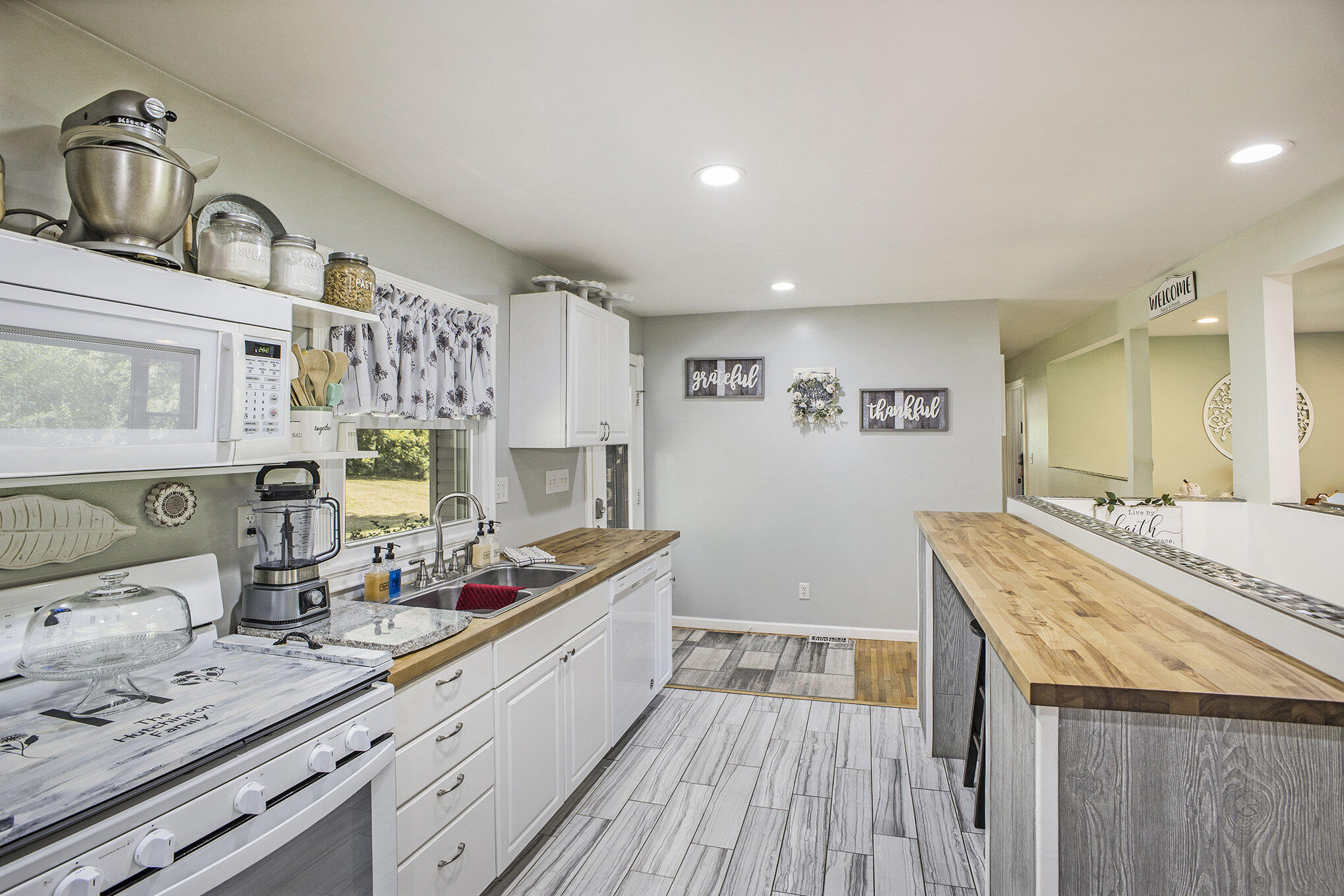 17475 Highway 223 Addison, MI 49220 - Photo 12 of 47 011_img_1119_215