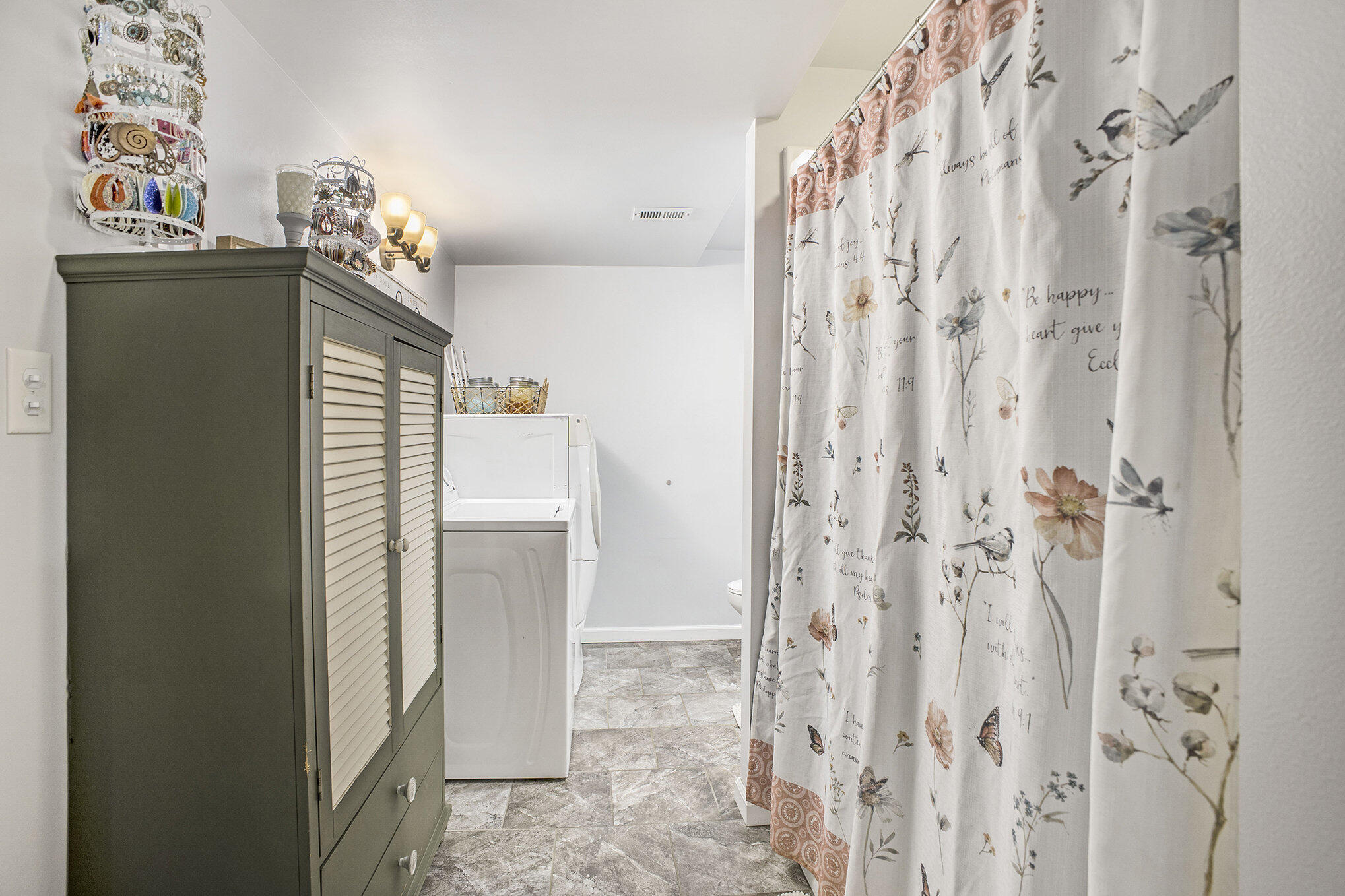 17475 Highway 223 Addison, MI 49220 - Photo 23 of 47 022_img_1168_120