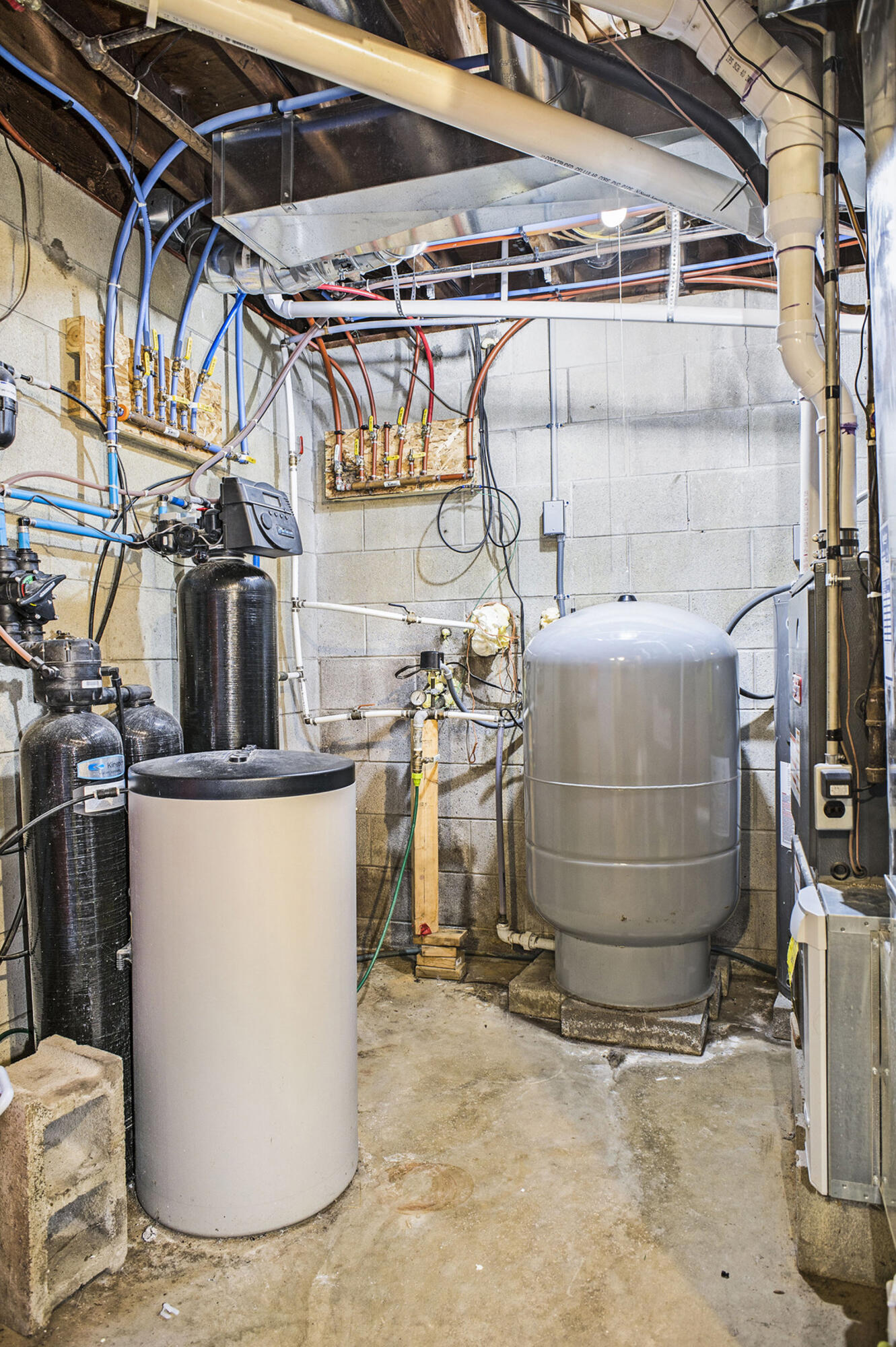 17475 Highway 223 Addison, MI 49220 - Photo 26 of 47 025_img_1174_429