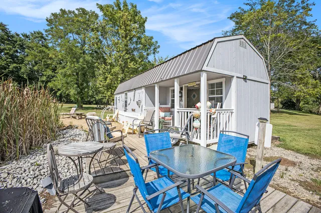 $520,000 | 17475 Highway 223, Addison, MI 49220