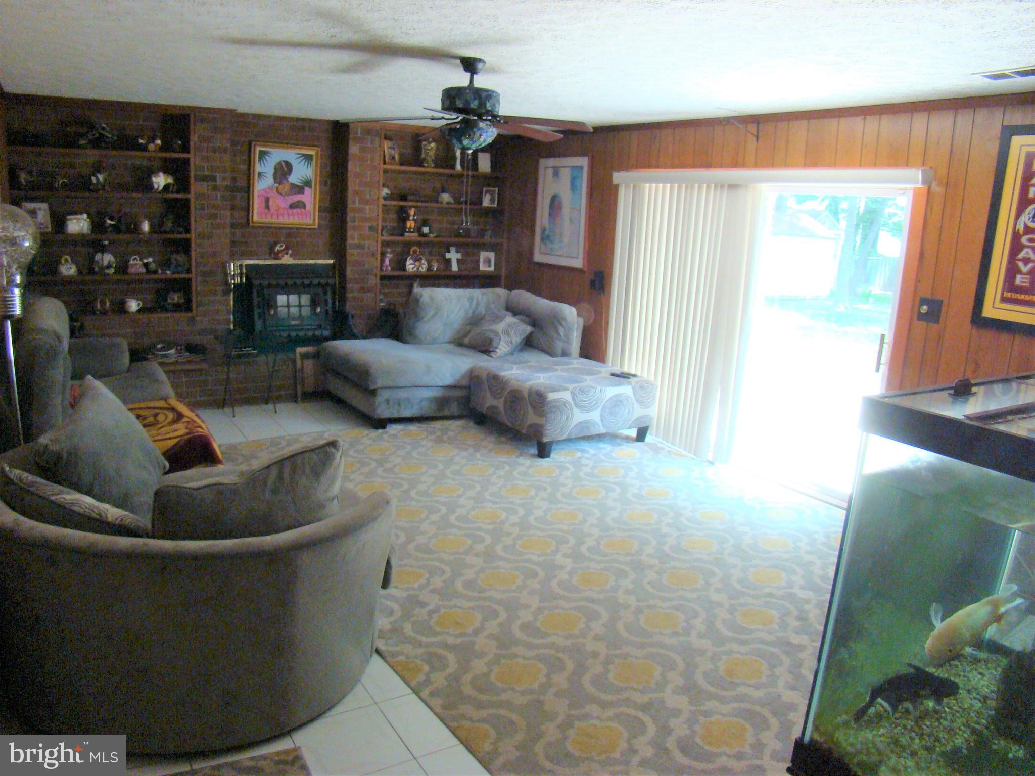 3307 Peach Tree Road Waldorf, MD 20601 - Photo 9 of 27 LARGE Rec Room