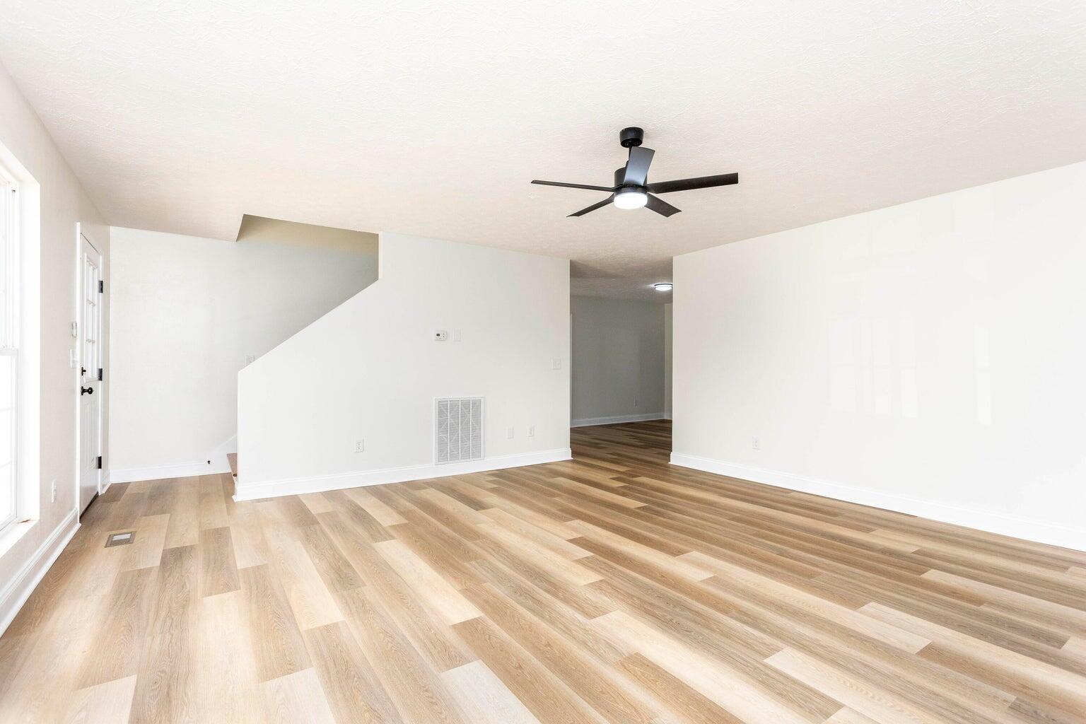 930 Garrison Road Dayton, TN 37321 - Photo 11 of 29 living Room