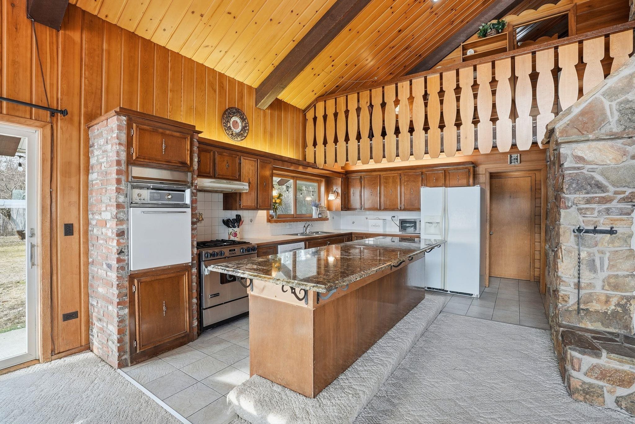 6201 South A S Leclerc Road Newport, WA 99156 - Photo 9 of 50