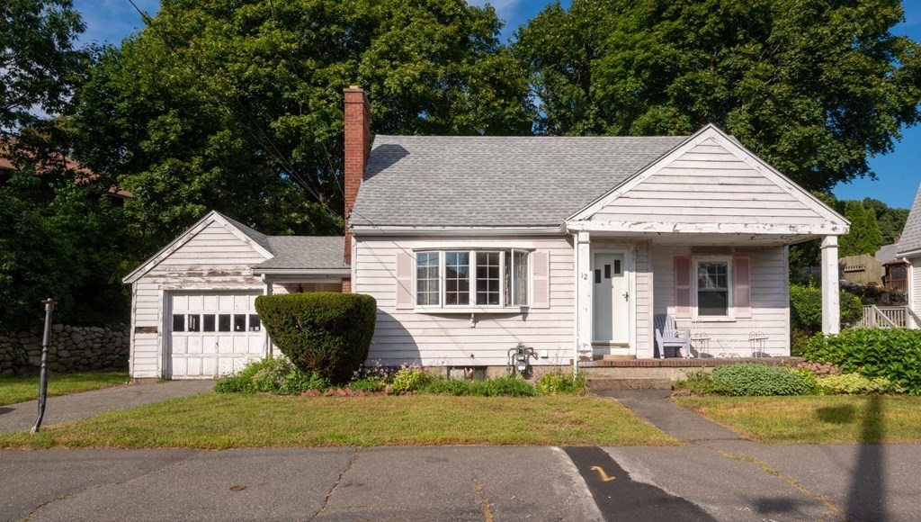 12 Edge Hill Road Lynn, MA 01904 - Photo 2 of 26 Gallery Image 2