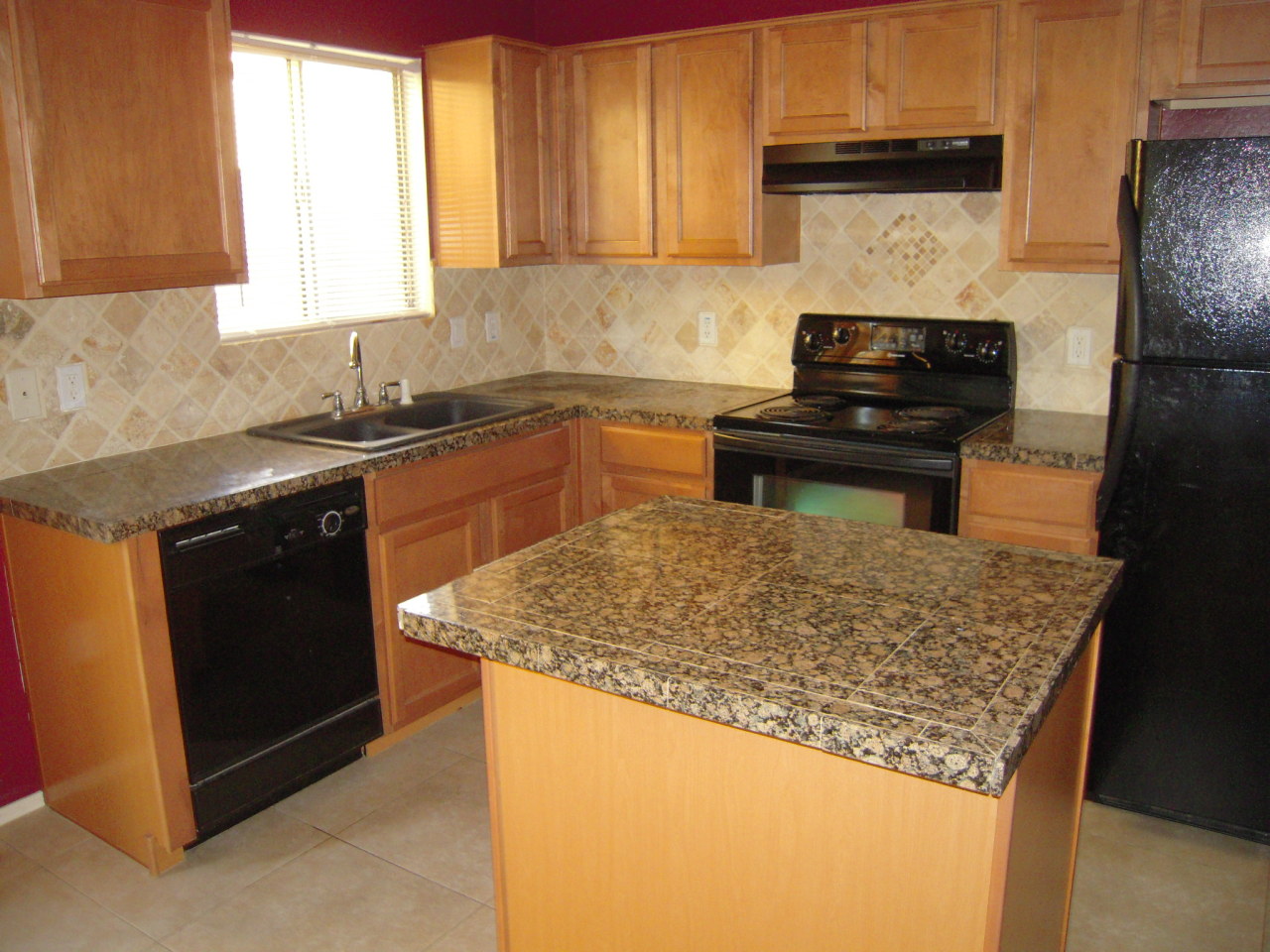 2150 East Bell Road, Unit 1133 Phoenix, AZ 85022 - Photo 3 of 18 kitchen