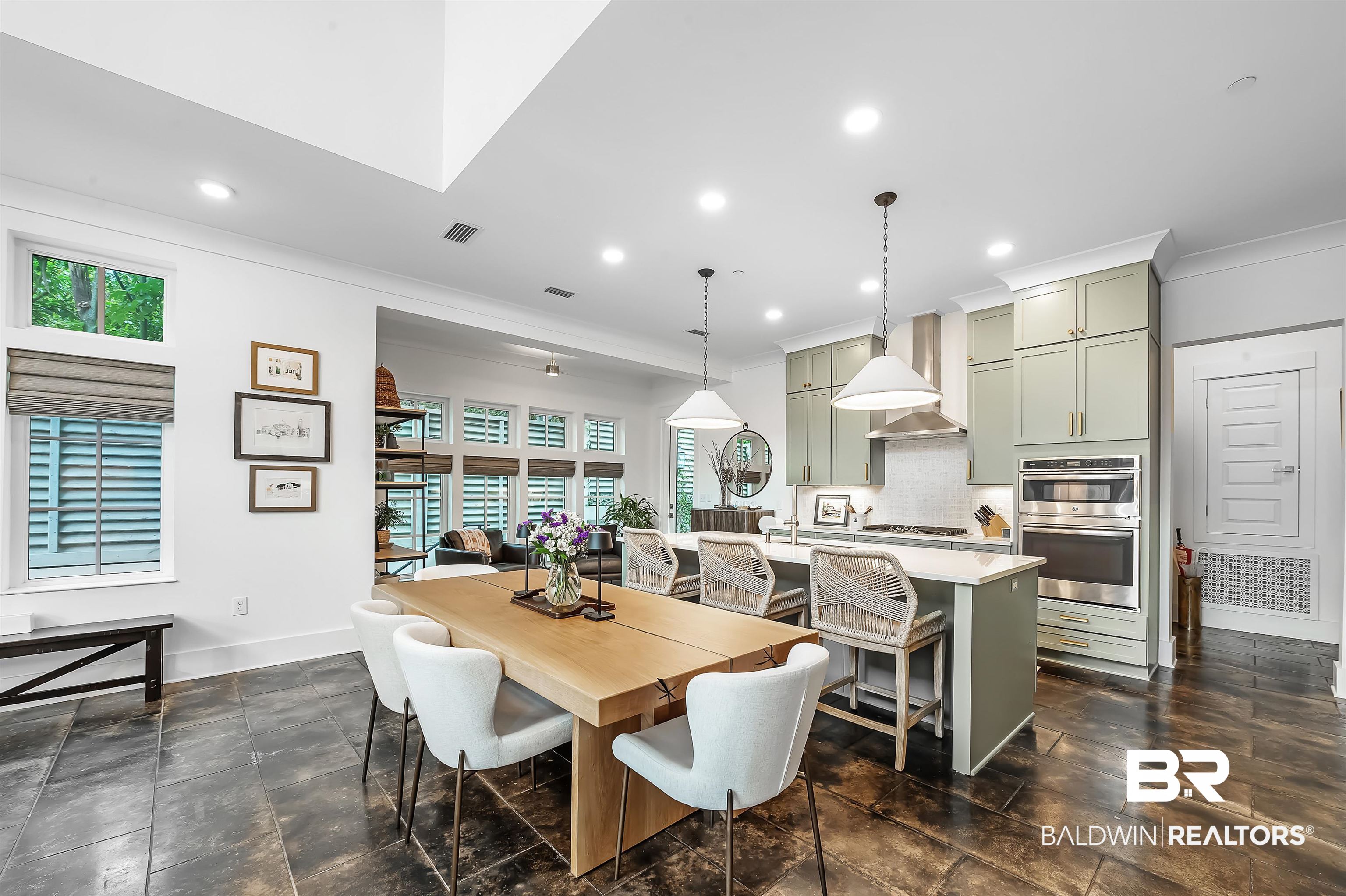 52 North Church Street, Unit C1 Fairhope, AL 36532 - Photo 25 of 72 Dining Area