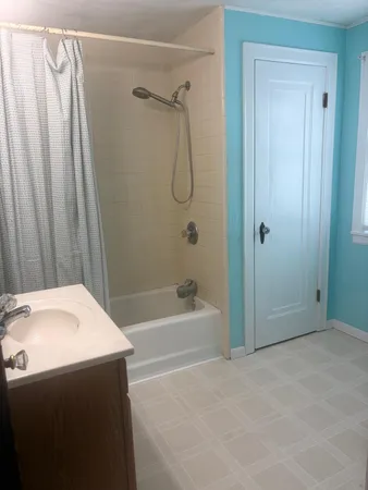 $180,000 | 707 11th Street Northwest, Austin, MN 55912