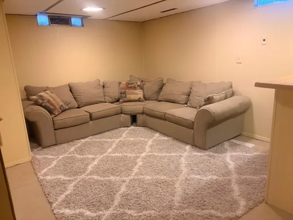 $180,000 | 707 11th Street Northwest, Austin, MN 55912