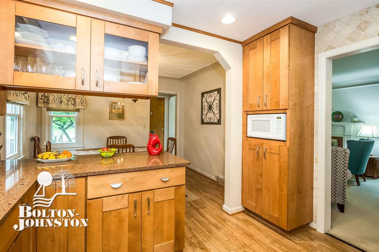 432 Moross Road Grosse Pointe Farms, MI 48236 - Photo 11 of 39