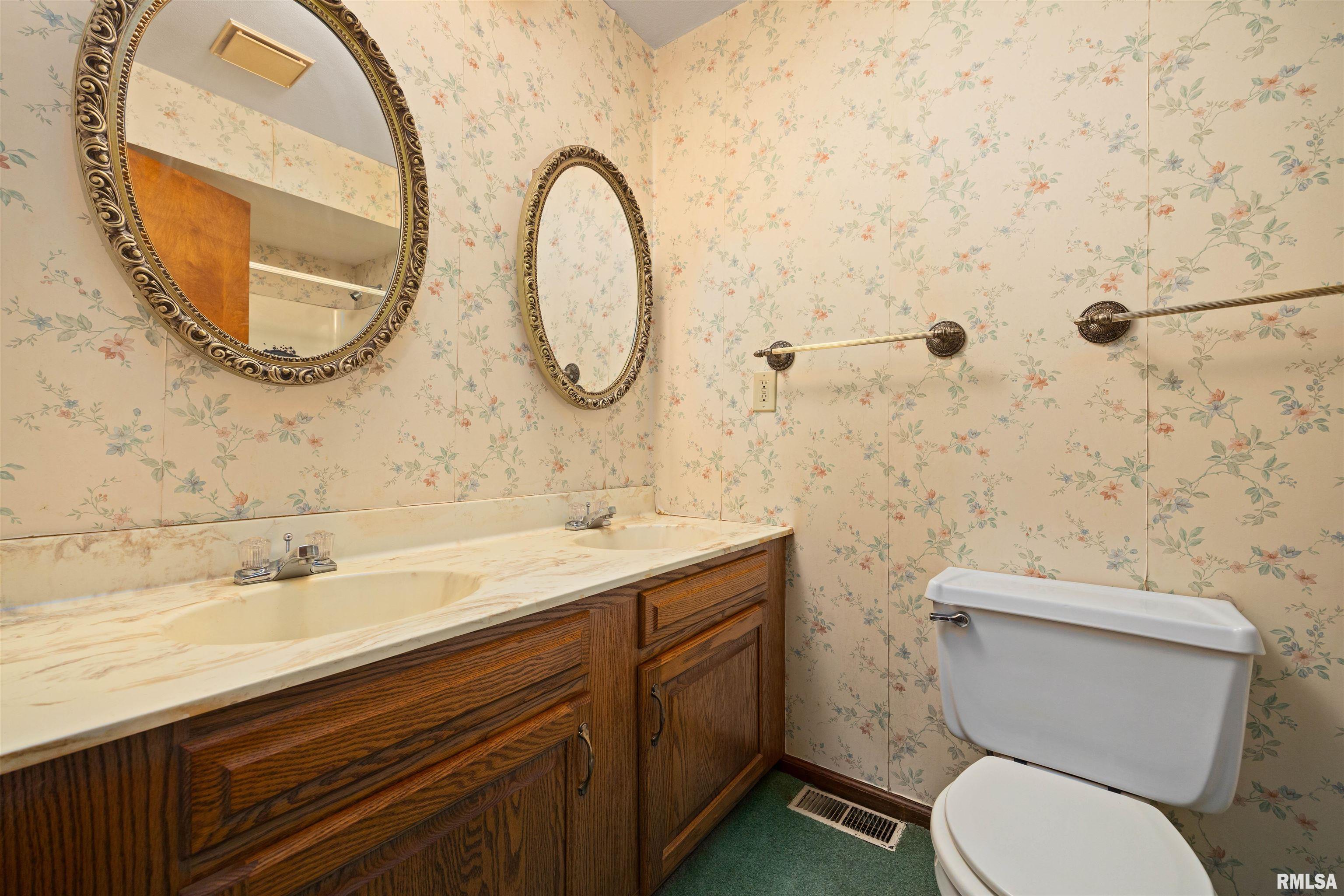 6307 North Post Oak Road Peoria, IL 61615 - Photo 14 of 45