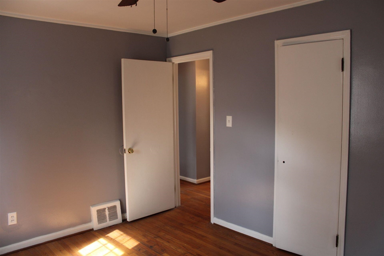 8045 Appoline Street Detroit, MI 48228 - Photo 24 of 39