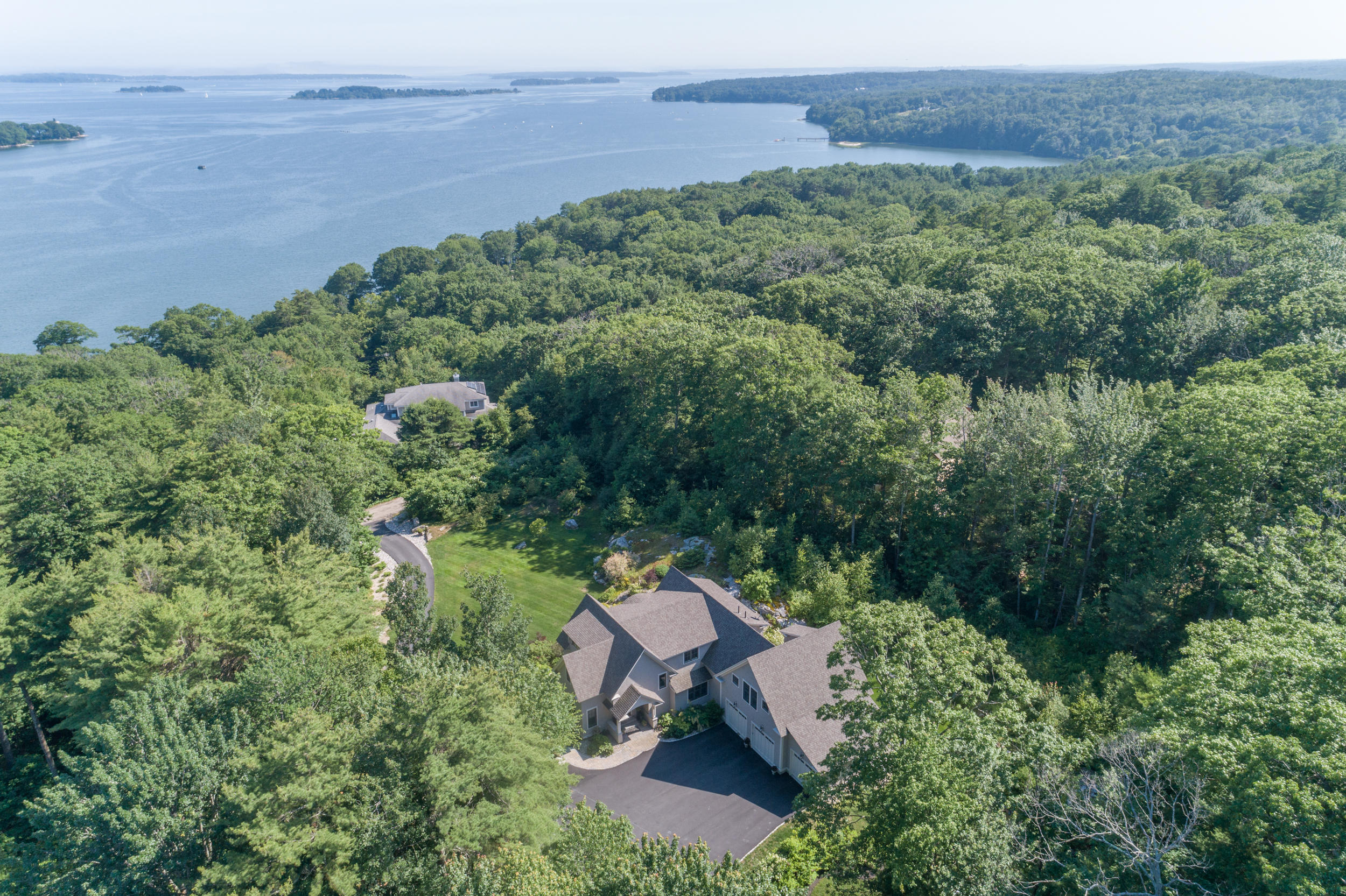 107 Ravine Drive Cumberland Foreside, ME 04110 - Photo 2 of 43 107_ravine_ext_web-59