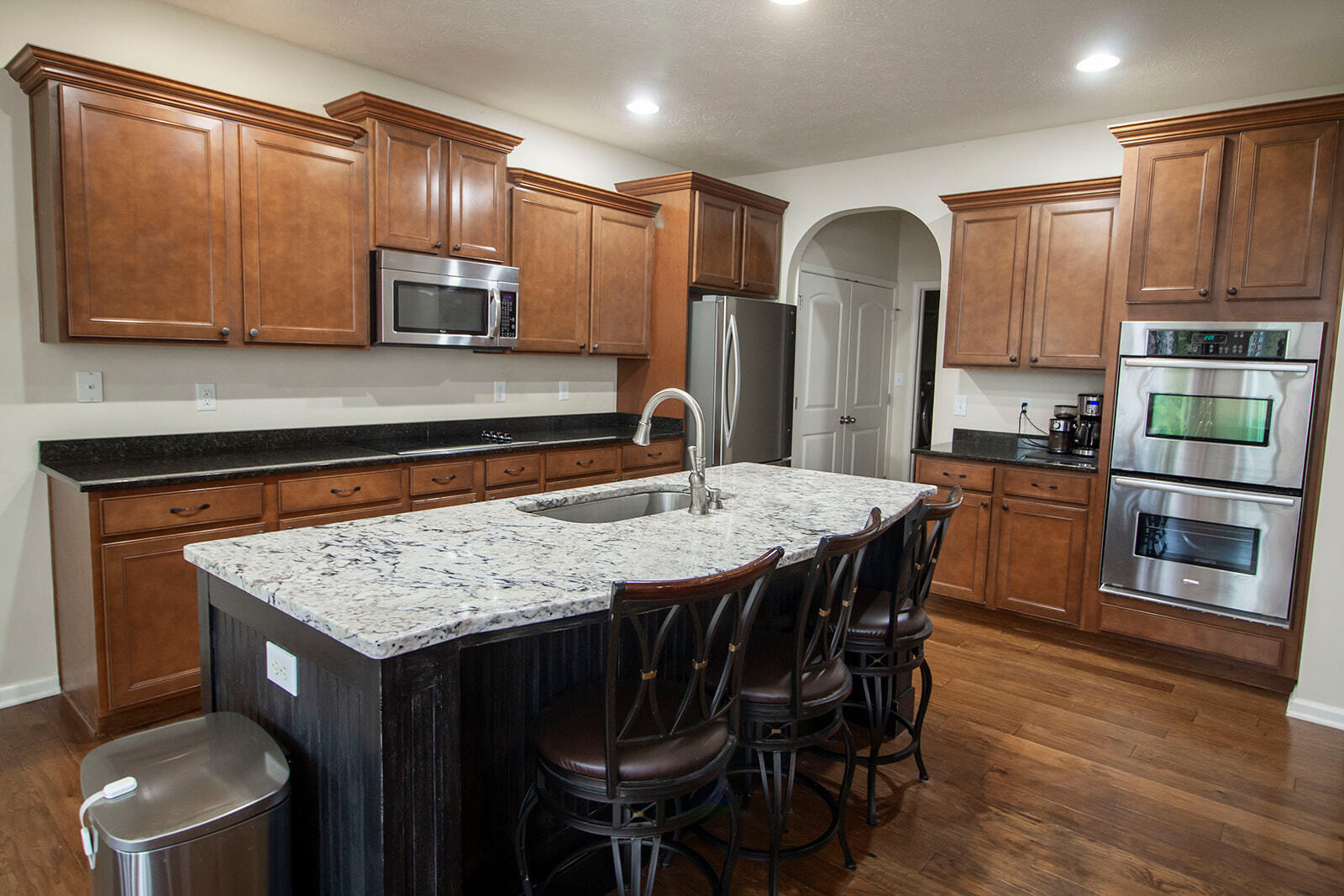 6220 Strathaven Road Noblesville, IN 46062 - Photo 2 of 35 Gallery Image 2