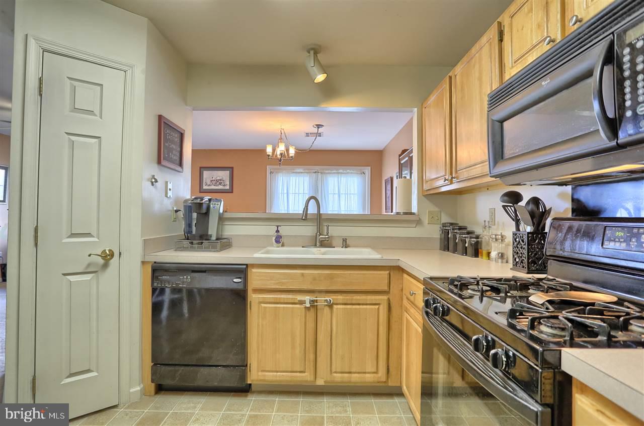 208 Sparrow Road Hummelstown, PA 17036 - Photo 14 of 25 Gallery Image 14
