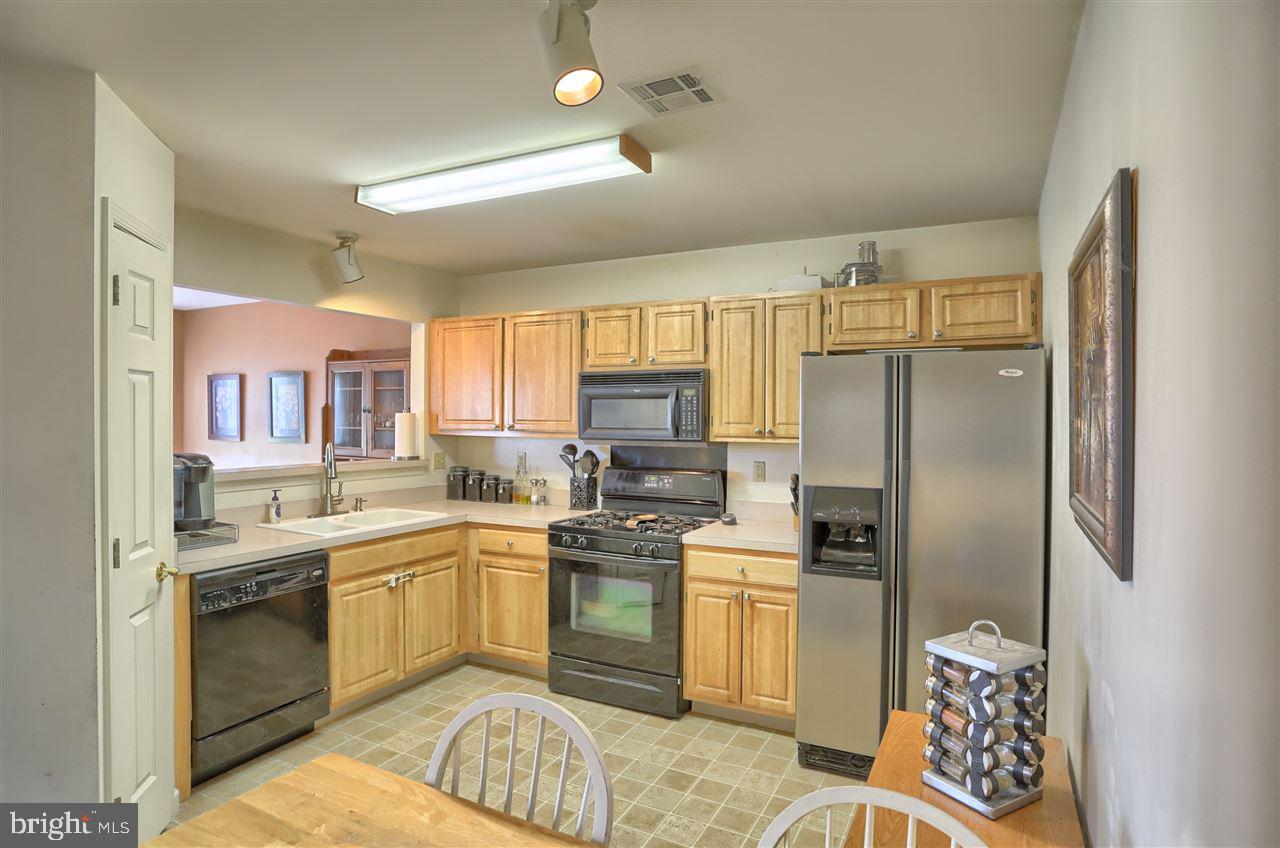 208 Sparrow Road Hummelstown, PA 17036 - Photo 15 of 25 Gallery Image 15