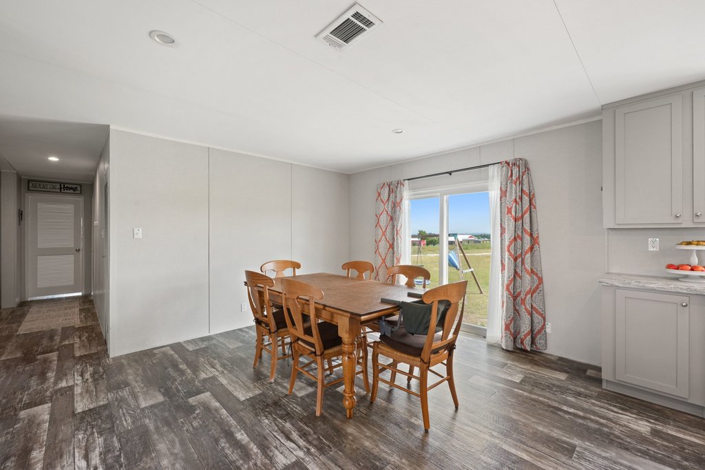 858 County Road 154 Georgetown, TX 78626 - Photo 14 of 33