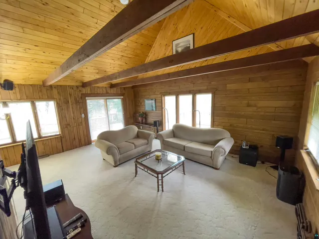 $365,000 | 6095 State Highway 1, Silver Bay, MN 55614