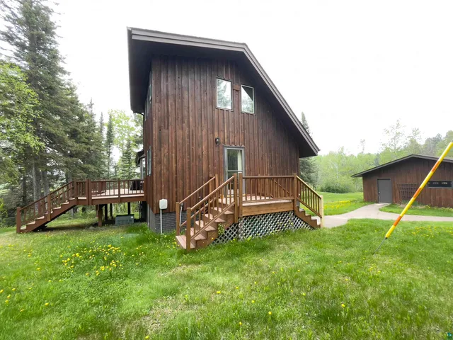 $365,000 | 6095 State Highway 1, Silver Bay, MN 55614