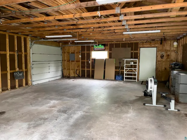 $365,000 | 6095 State Highway 1, Silver Bay, MN 55614