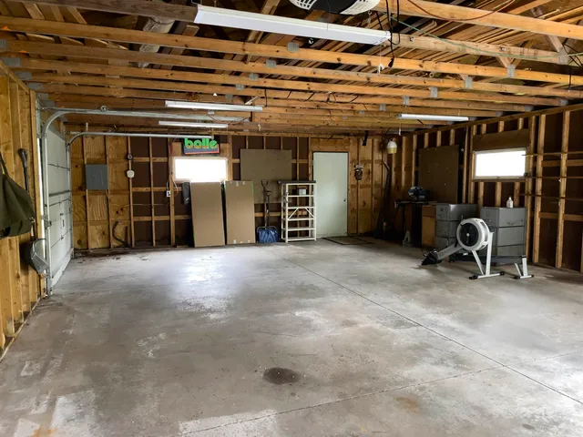 $365,000 | 6095 State Highway 1, Silver Bay, MN 55614